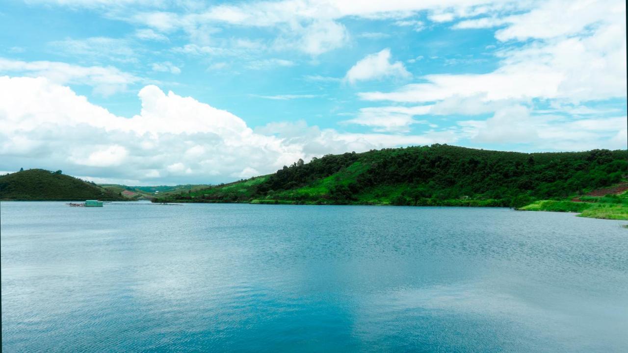 Nha Bao La - Ho Dak Long Thuong 호텔 바오록 외부 사진